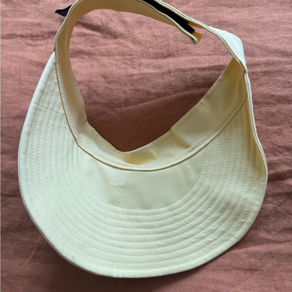 BAGGU Visor Packable Sun Hat in Butter Yellow - Picture 2 of 5